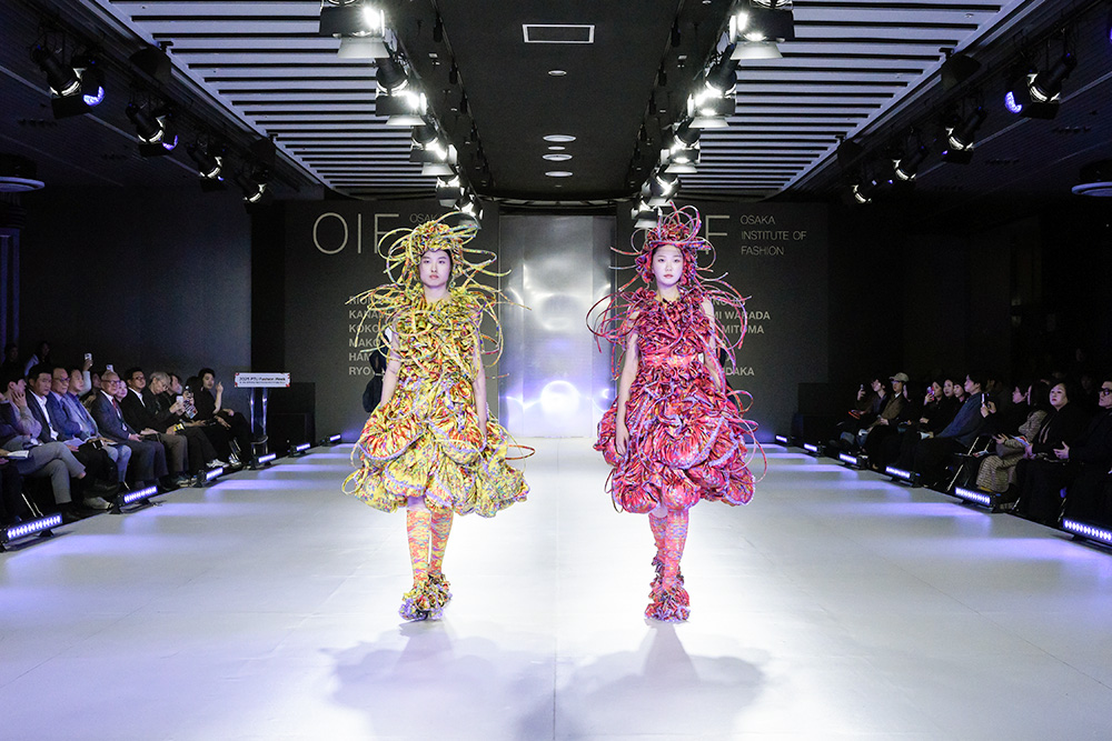 오사카문화복장학원(OIF) 갈라쇼 무대
